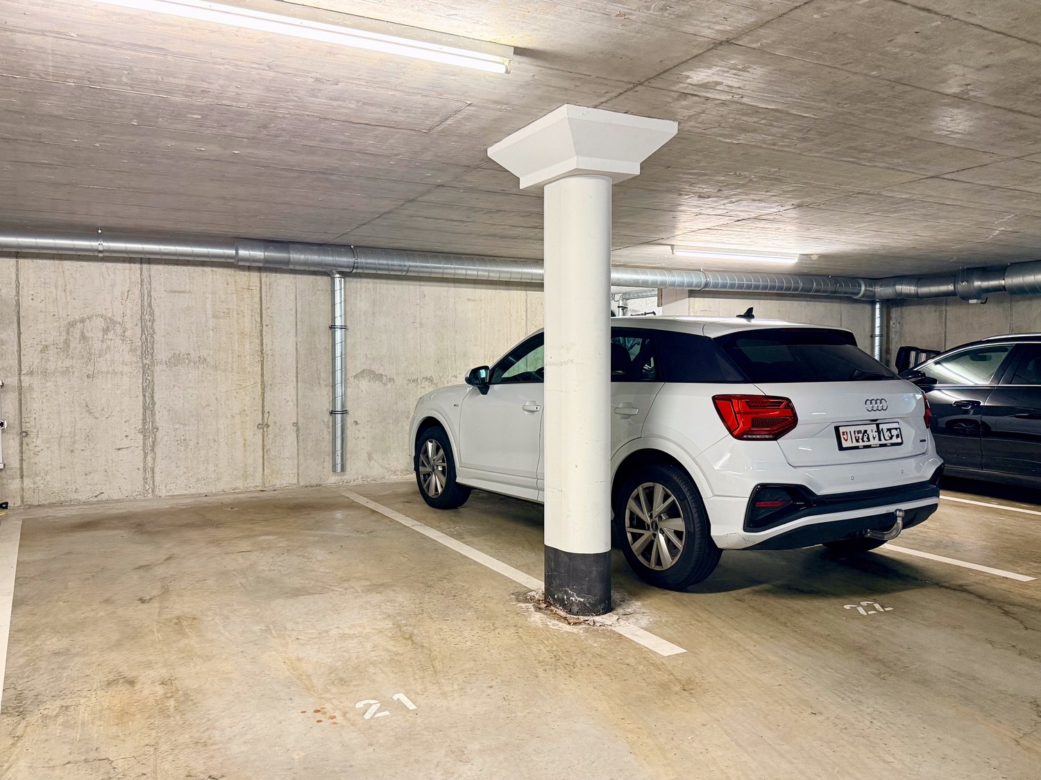 Place de parc souterrain, photo 1 sur 3