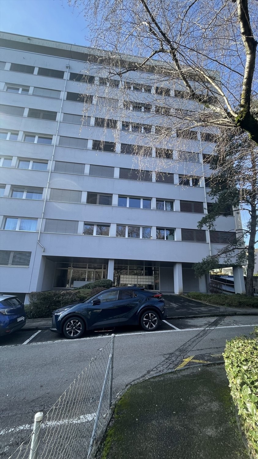 6 rooms apartment