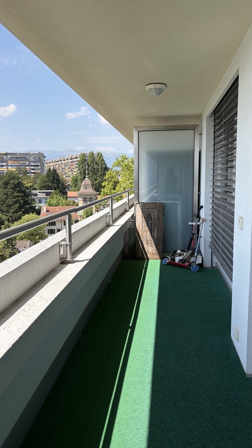 6 rooms apartment