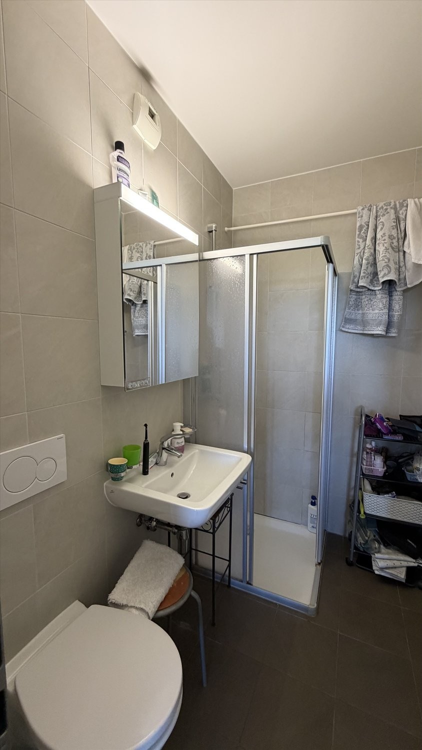 6 rooms apartment