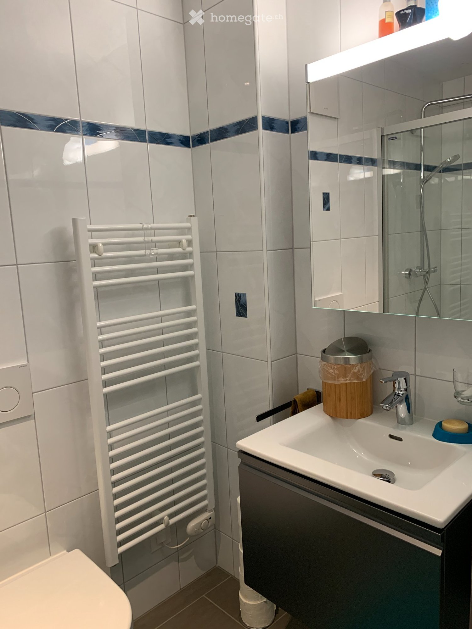 1 room single room