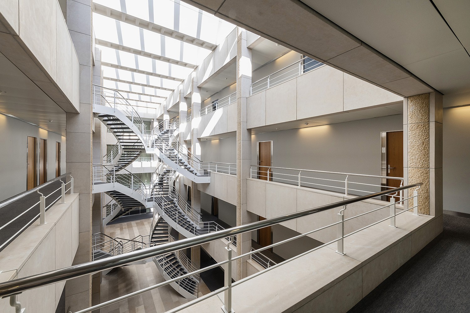 Bureau de 123m²