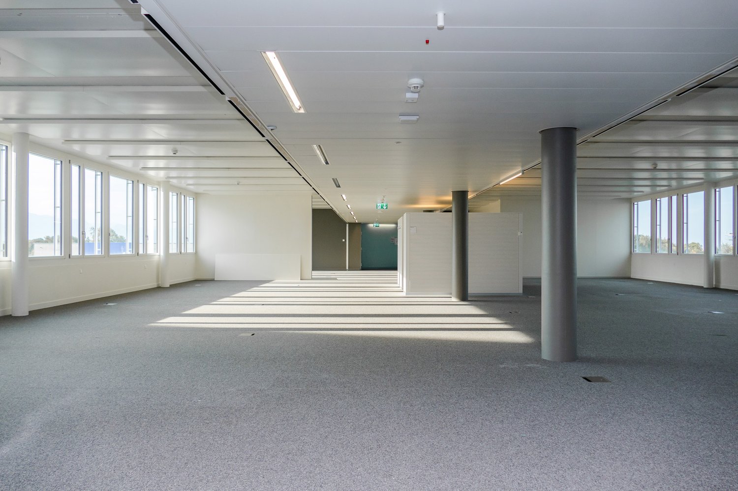 1424m² bureau