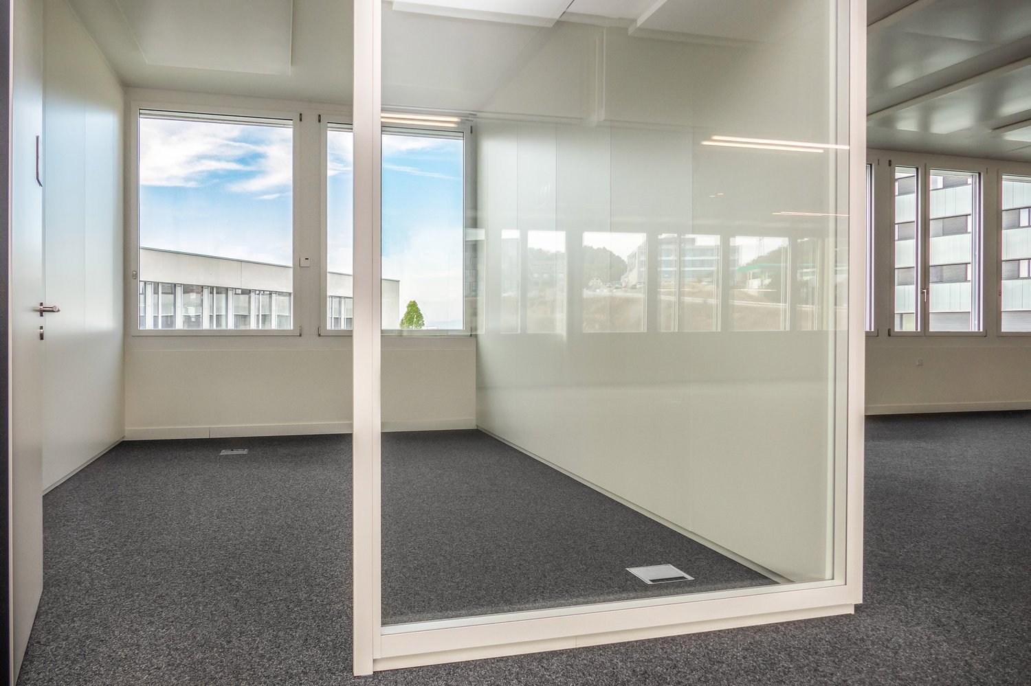 1424m² bureau