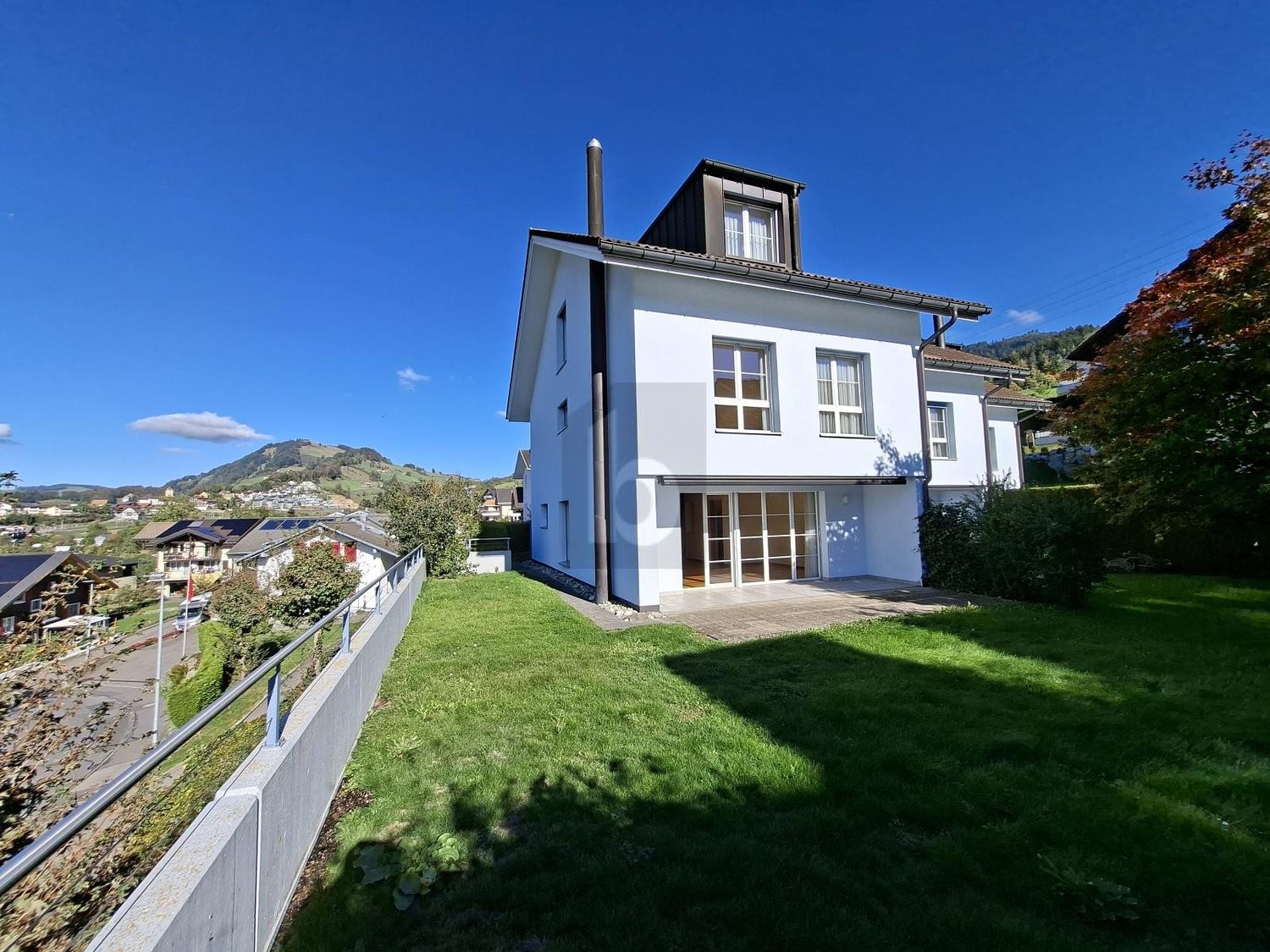 Maison duplex de 6 ½ pièces, photo 1 sur 4