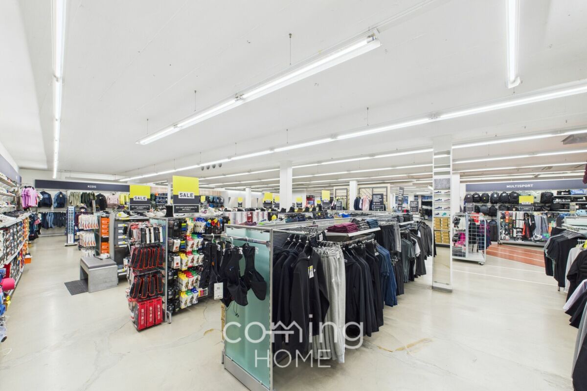 Commercial, photo 8 sur 10