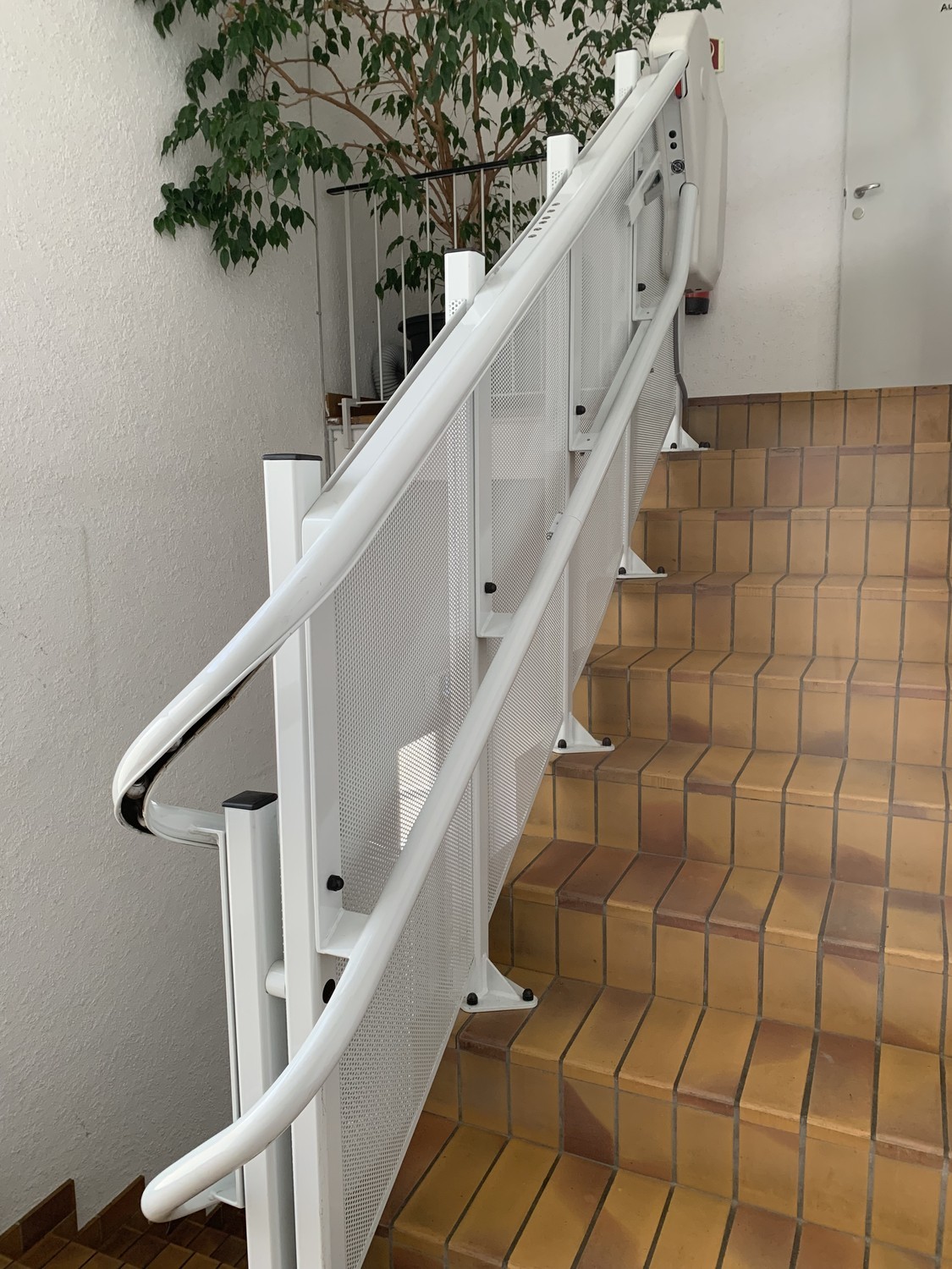 107m² commercial