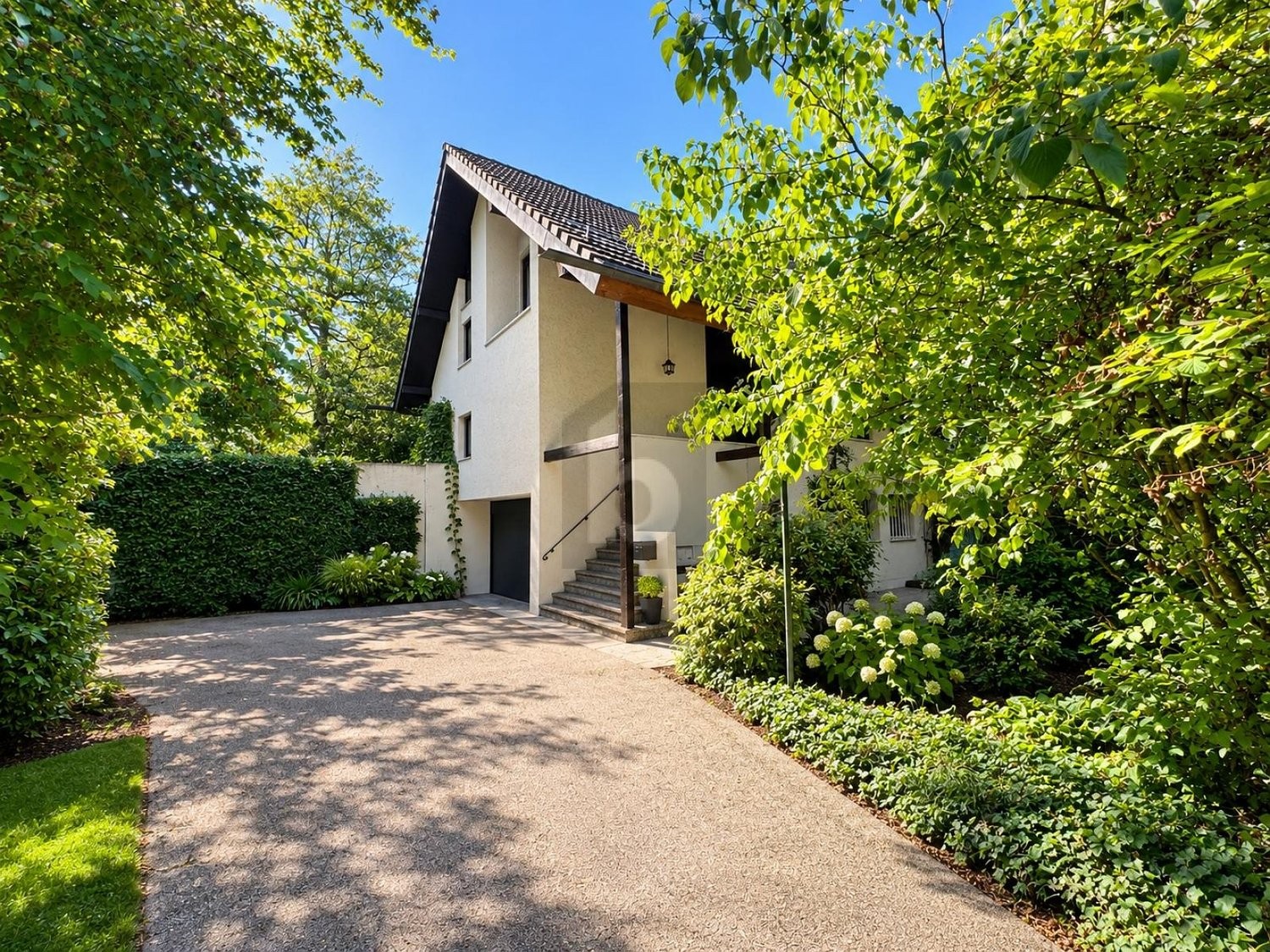 villa 4 pièces, photo 1 sur 4