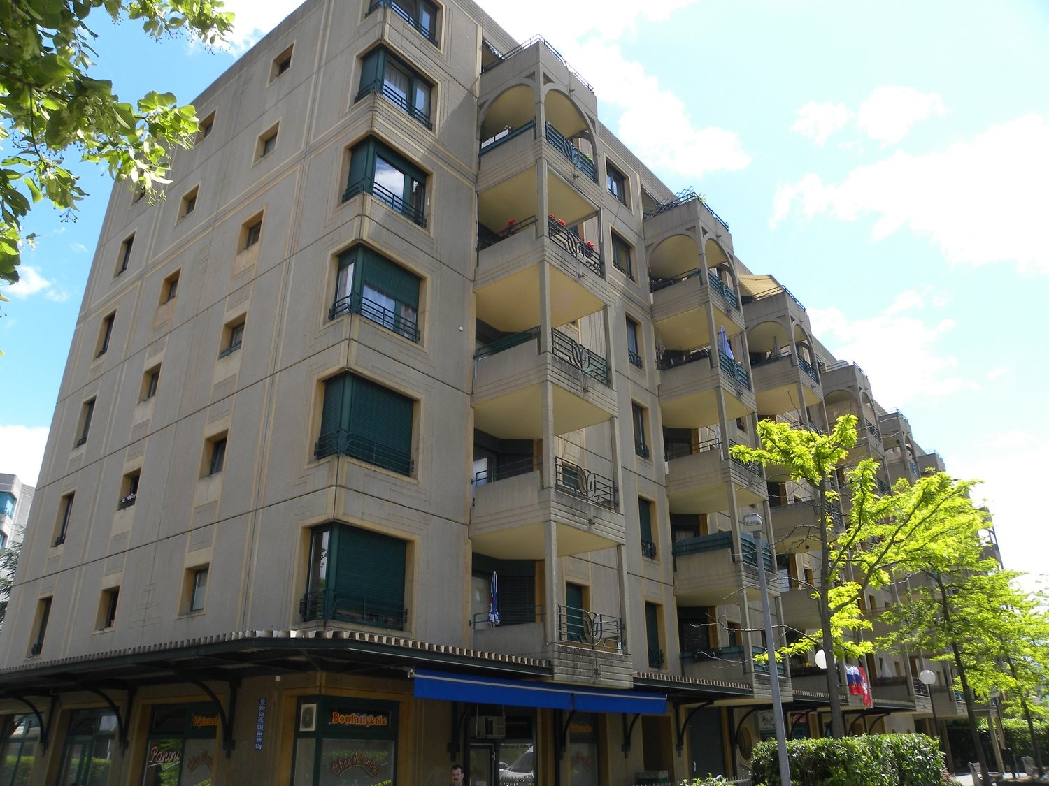 Covered slot, photo 1 sur 2