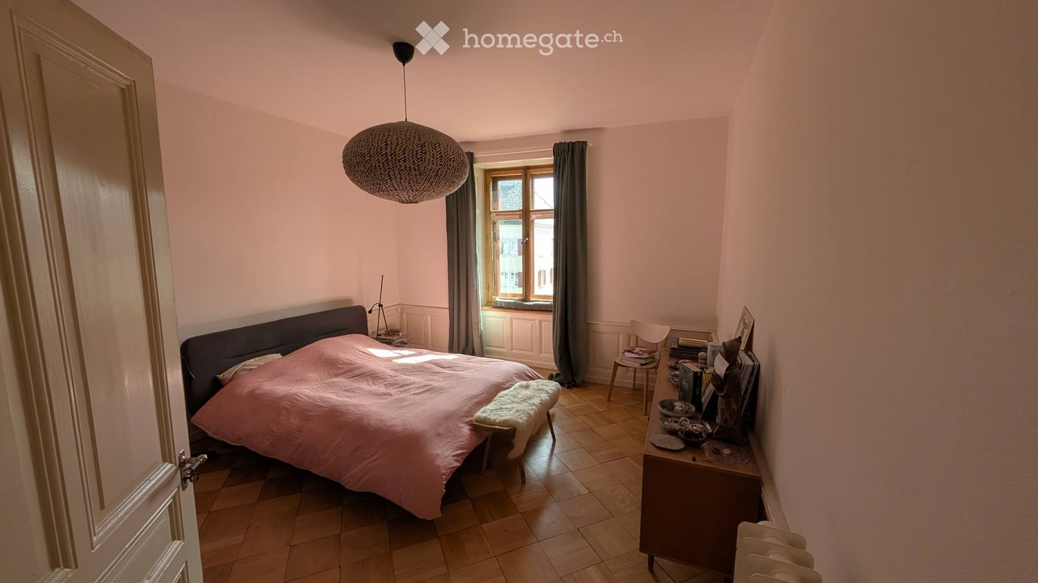 6 rooms apartment