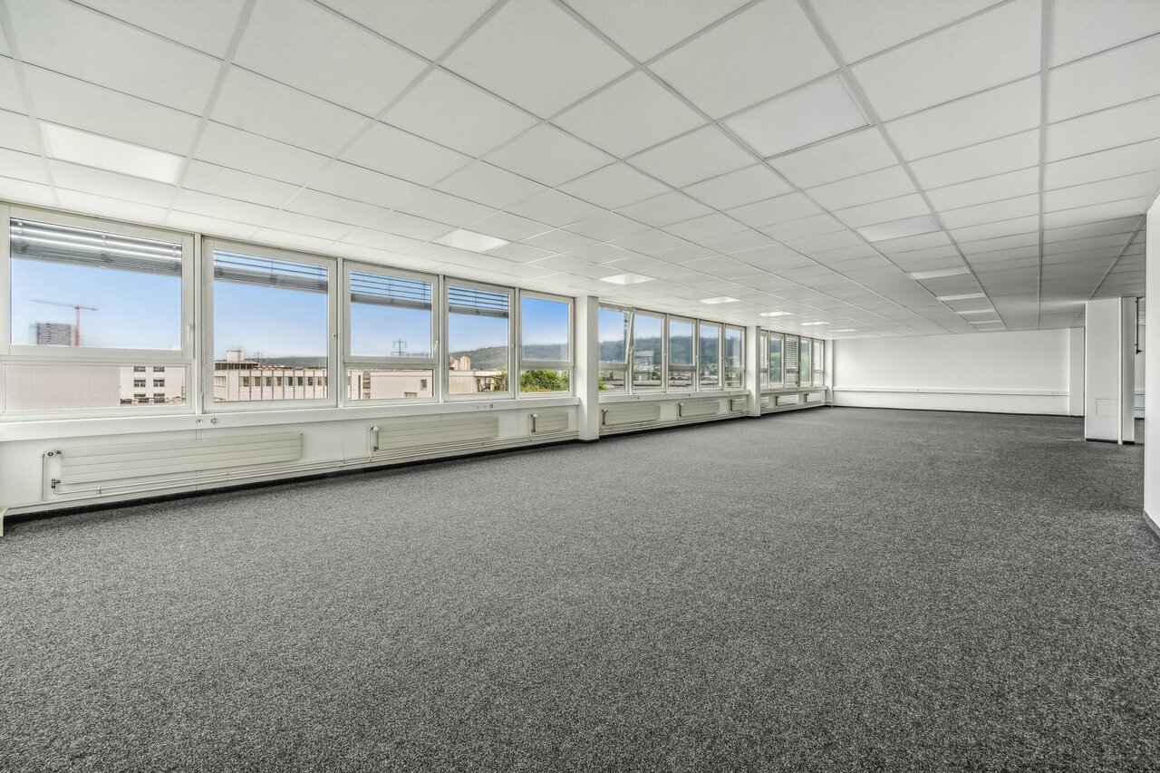 142m² bureau, photo 5 sur 8