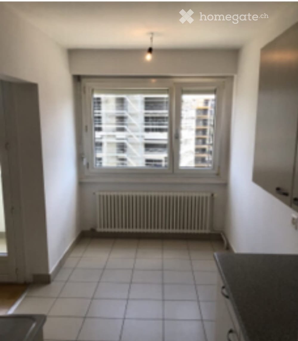 5 rooms apartment