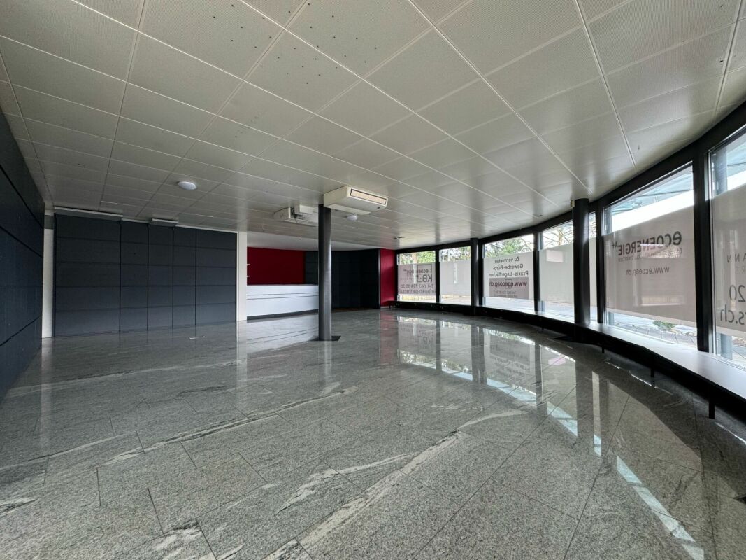 270m² de surface publicitaire, photo 3 sur 10