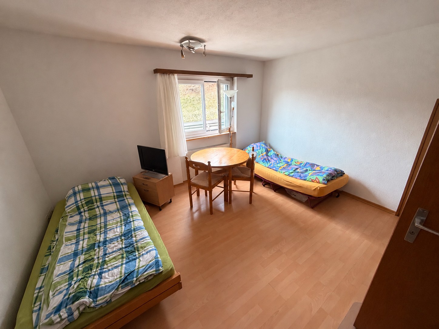 Chambre en colocation, photo 1 sur 5