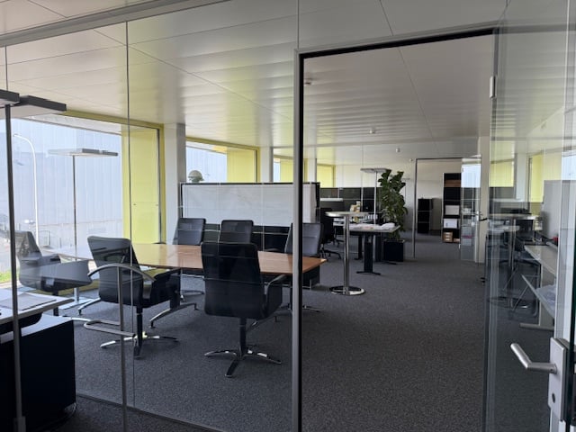Bureau de 168m²