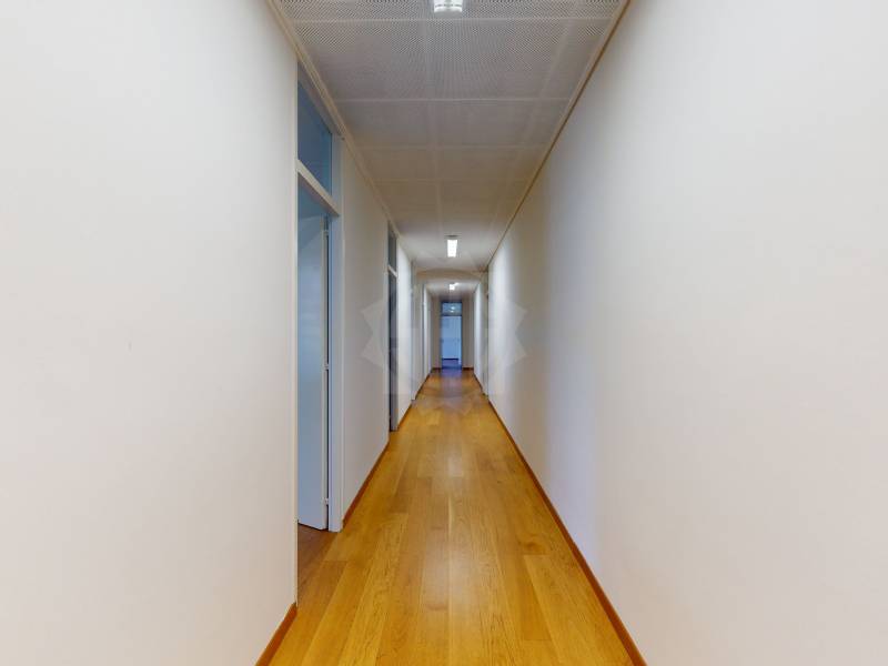 432m² office, photo 3 sur 10