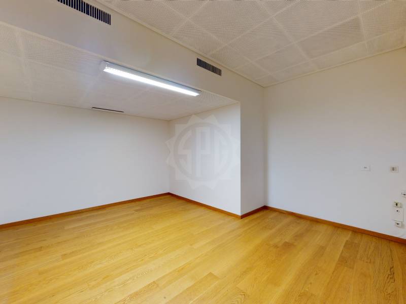 432m² office, photo 4 sur 10