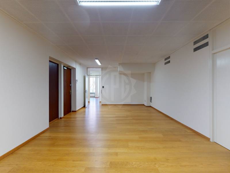 432m² office, photo 2 sur 10