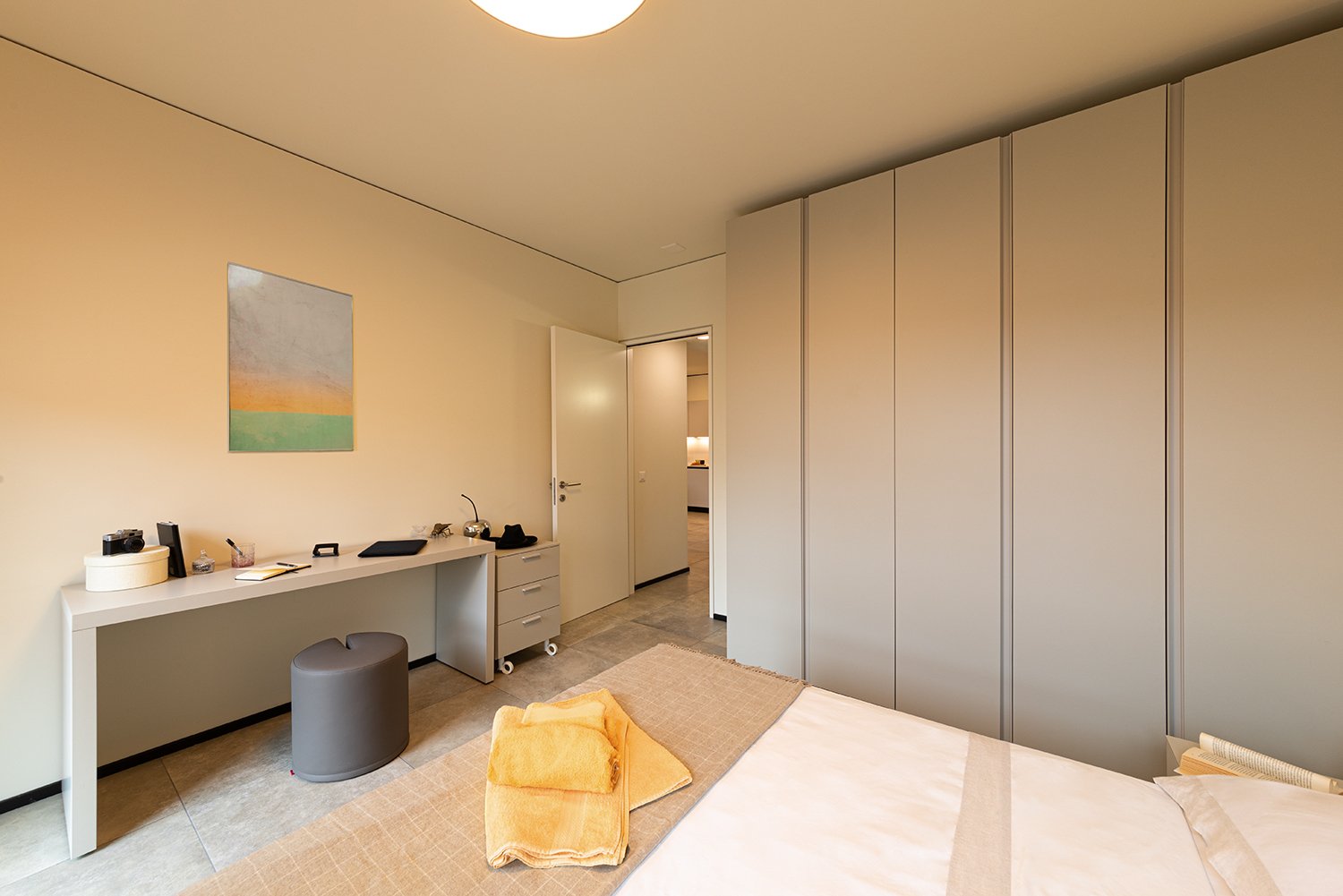 Appartement meublé de 2 ½ pièces","description":"Residenza Cittadella est une nouvelle solution résidentielle, conçue par l’Architecte Mario Botta et située au centre de la ville de Lugano, en Corso Elvezia 35.

A côté de la Residenza se dresse l’ancienne Basilique du Sacro Cuore et se trouvent le C, photo 9 sur 10
