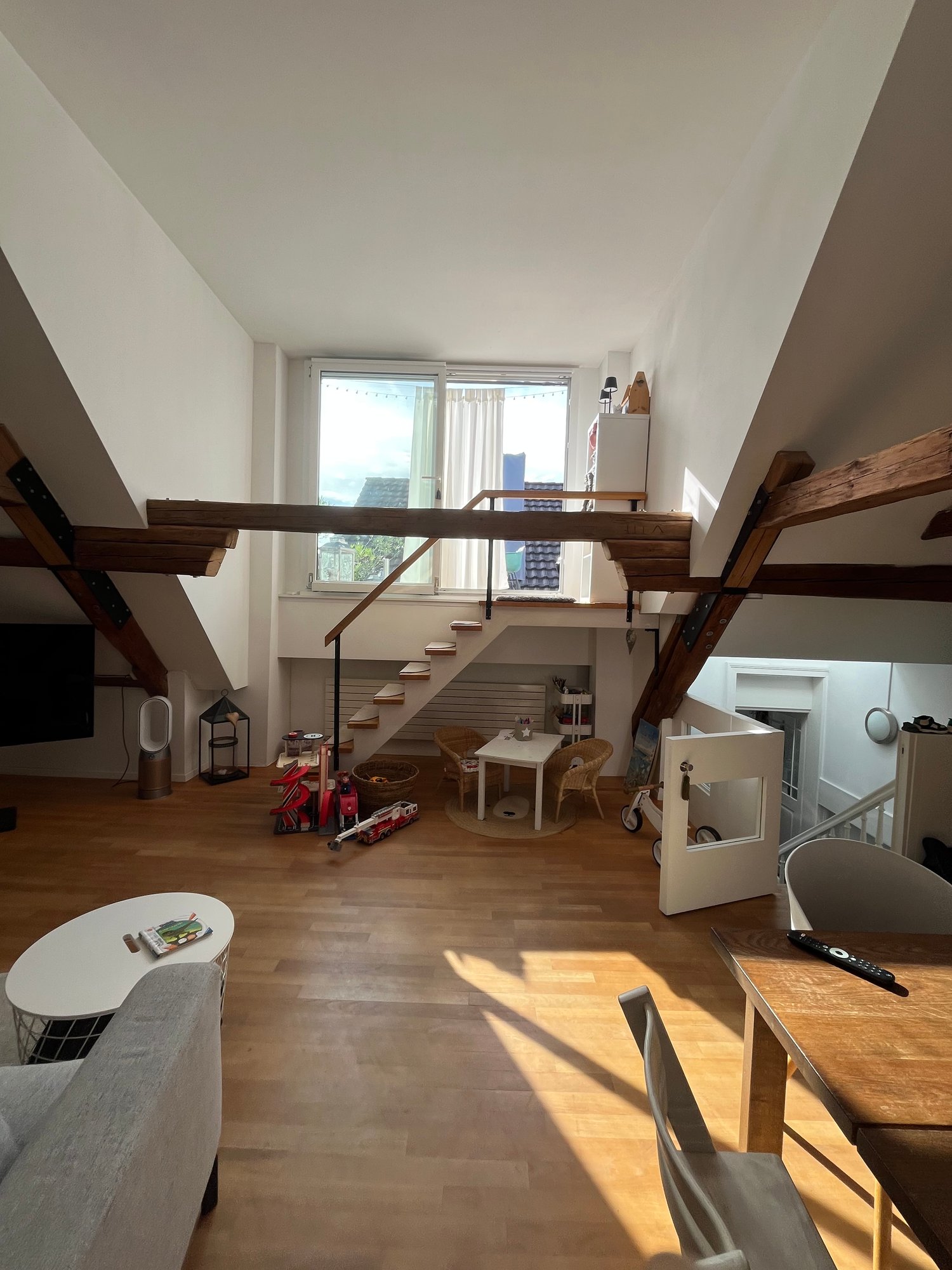 Appartement en attique de 2 ½ pièces