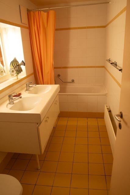 1 room single room, photo 3 sur 3