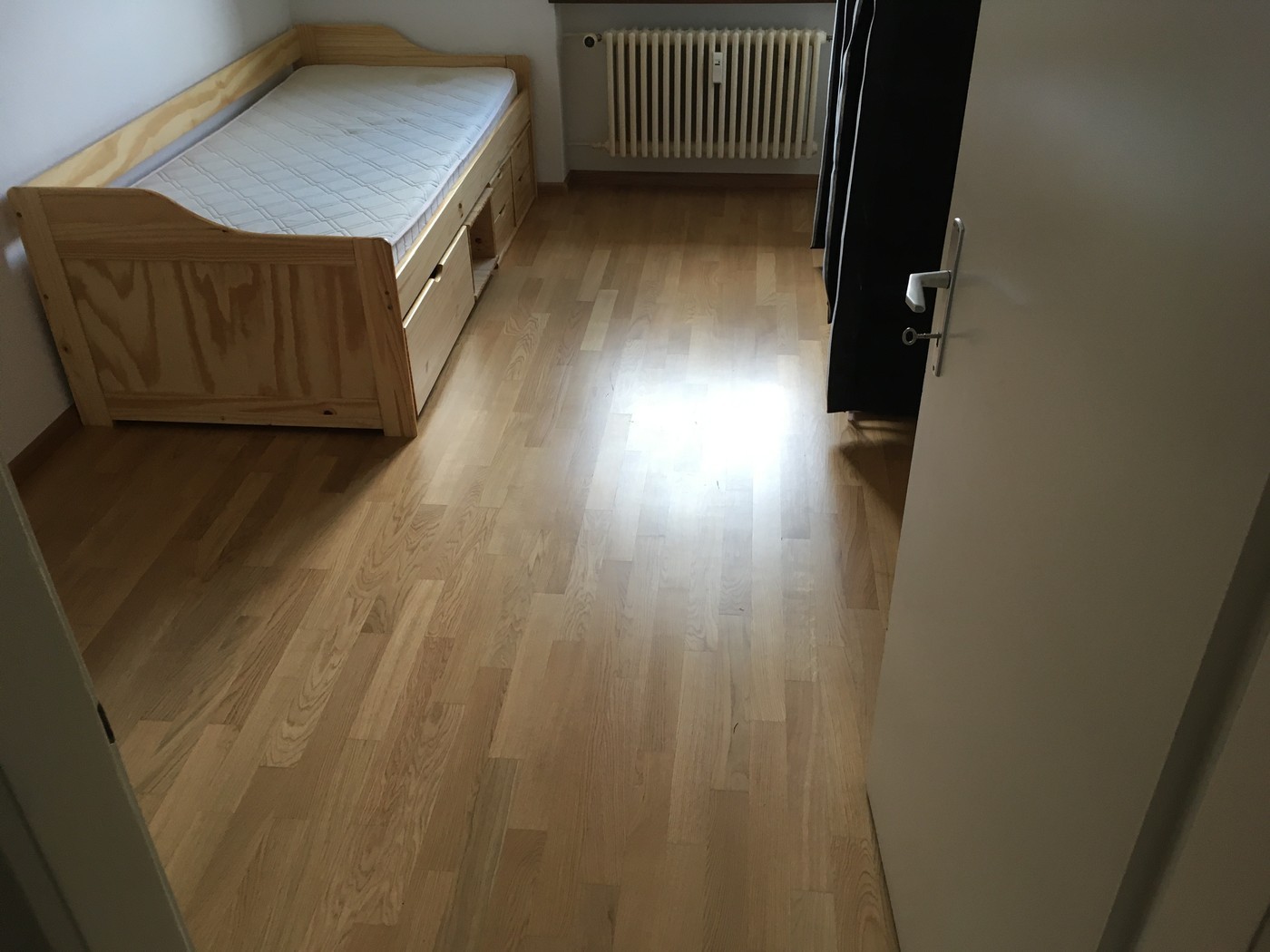 Chambre dans un appartement partagé