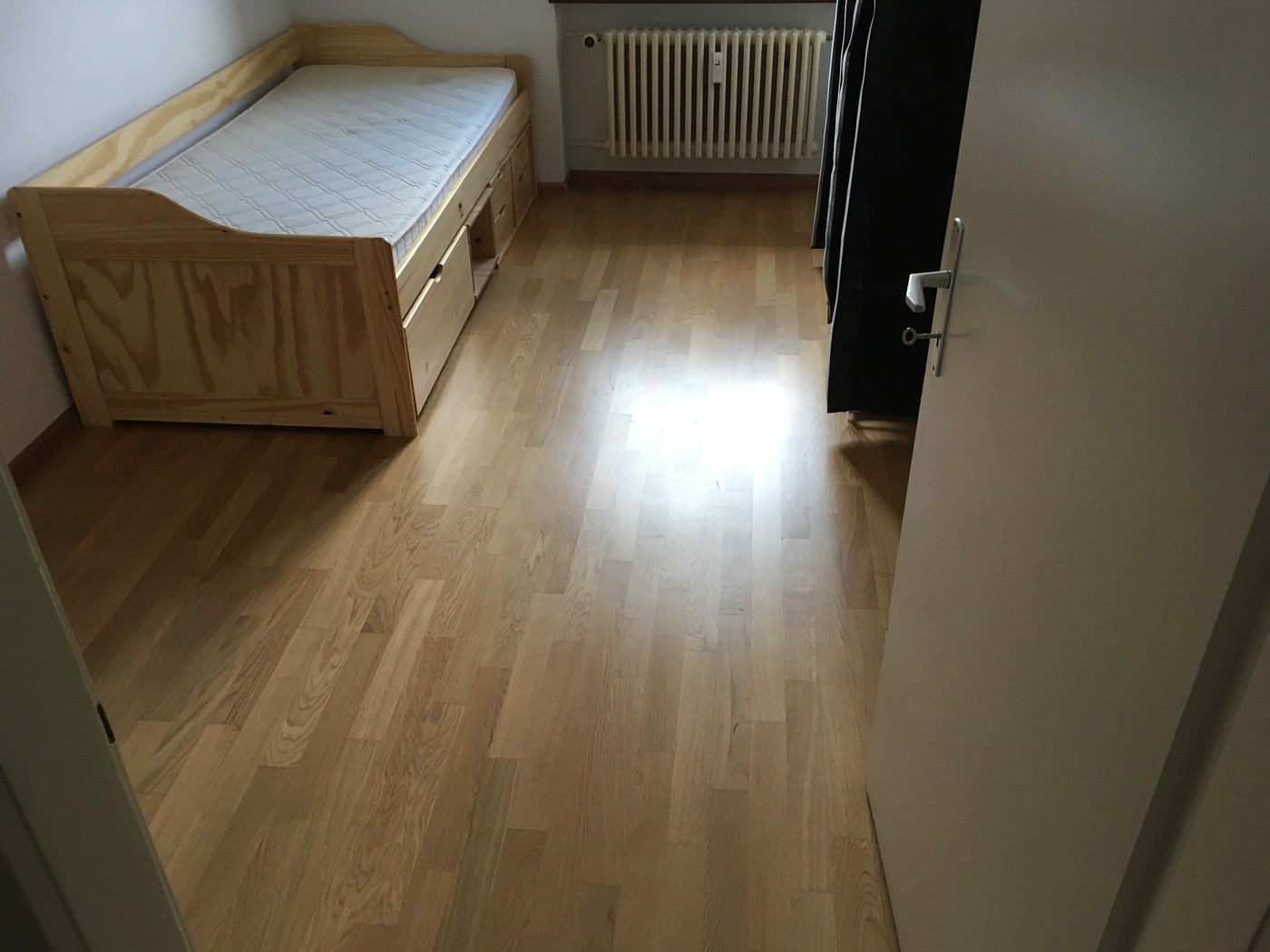 Chambre dans un appartement partagé