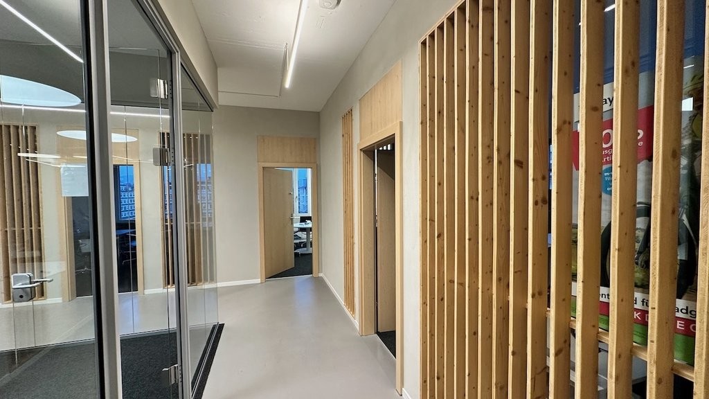 872m² commercial