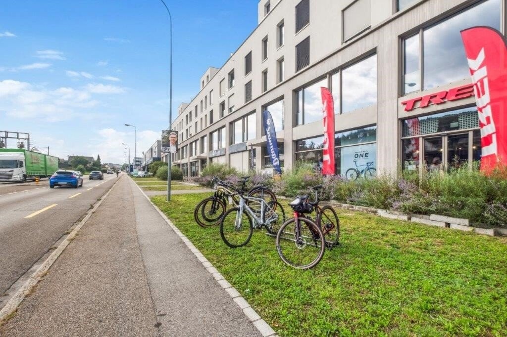 Commerce de 217m², photo 2 sur 5
