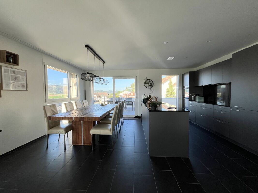 Appartement d'attique de 4 ½ pièces, photo 1 sur 10