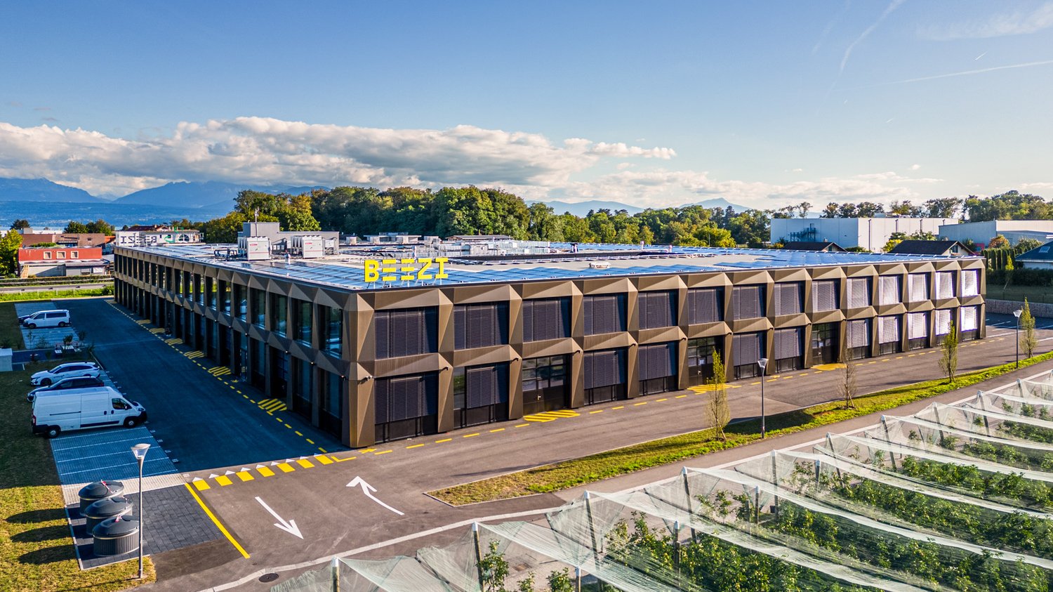 259m² industrial object, photo 2 sur 8