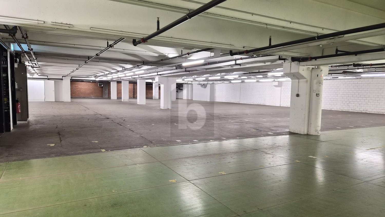 Espace de stockage de 1000m², photo 3 sur 4