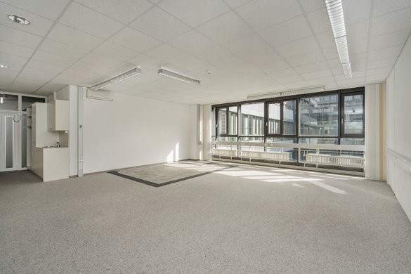 64m² bureau, photo 3 sur 5