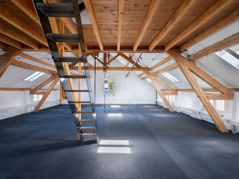 192m² office
