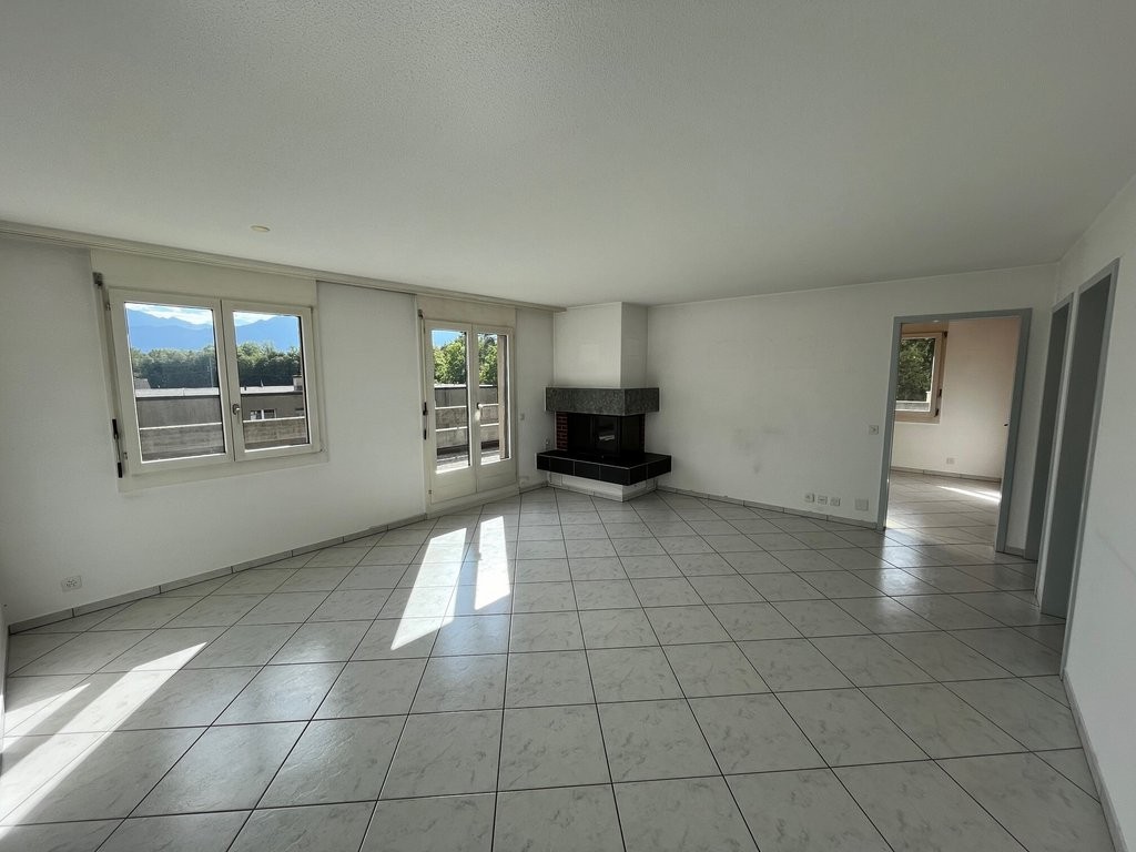 Appartement en attique de 2 ½ pièces, photo 3 sur 10