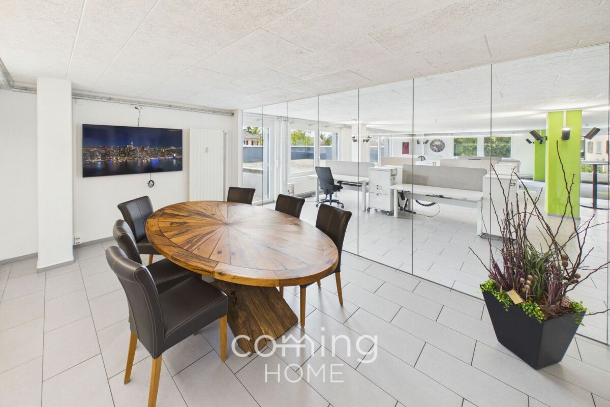 230m² commercial, photo 6 sur 10
