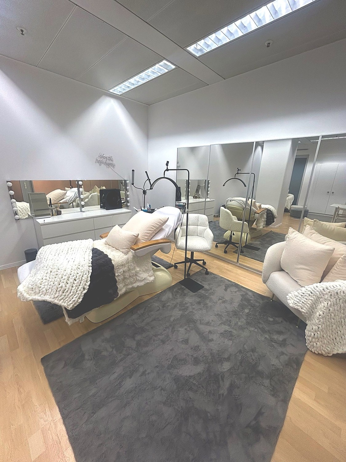 31m² commercial, photo 2 sur 3