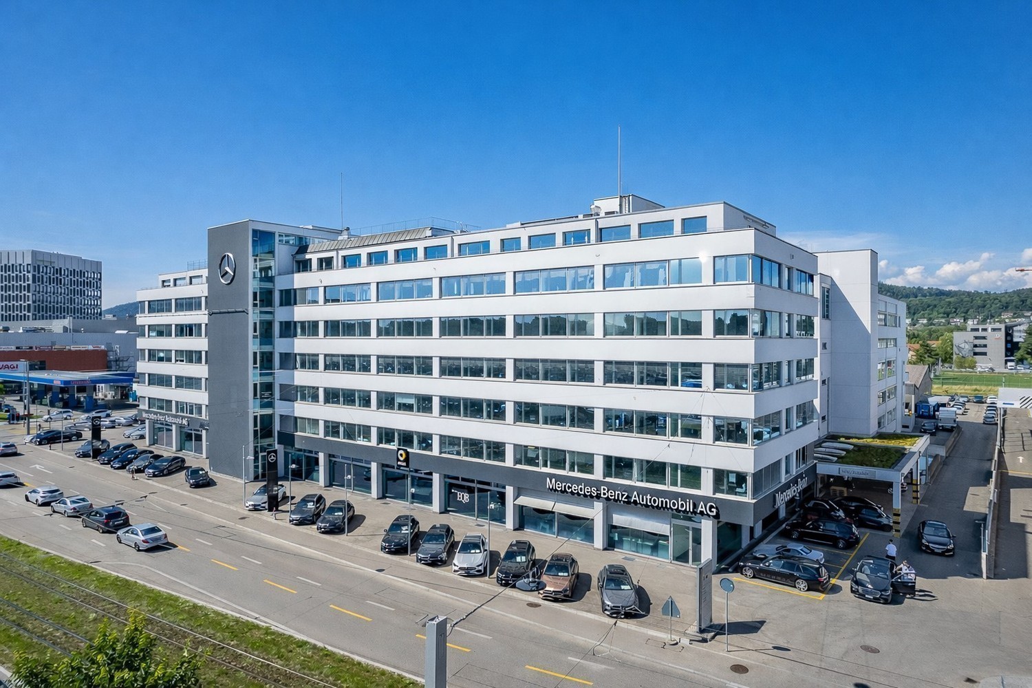 350m² de bureaux
