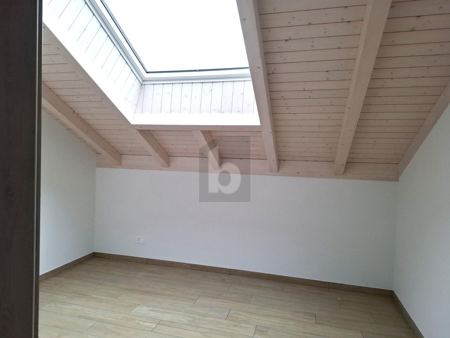 4 ½ rooms attic flat