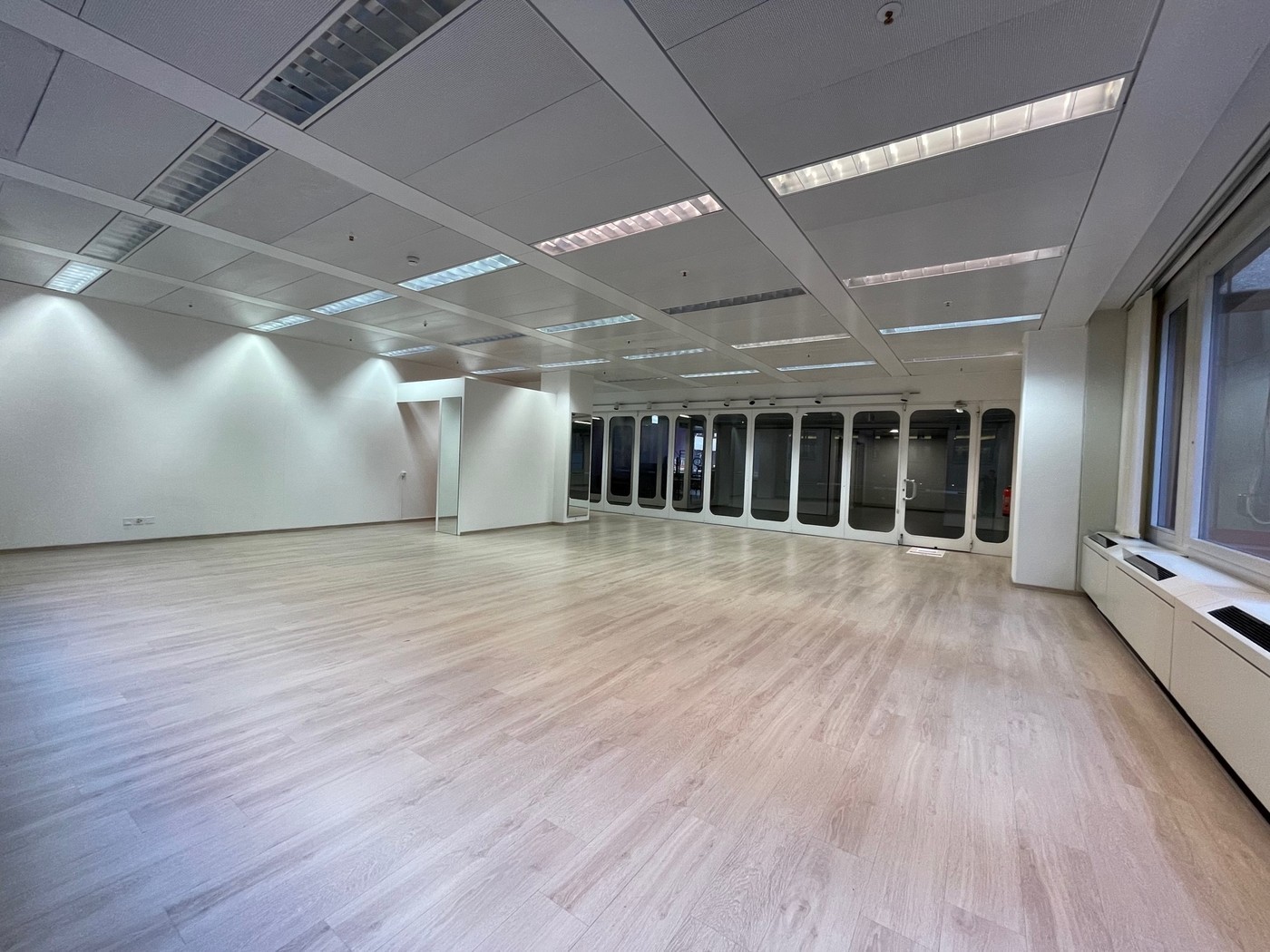 105m² commercial, photo 5 sur 6