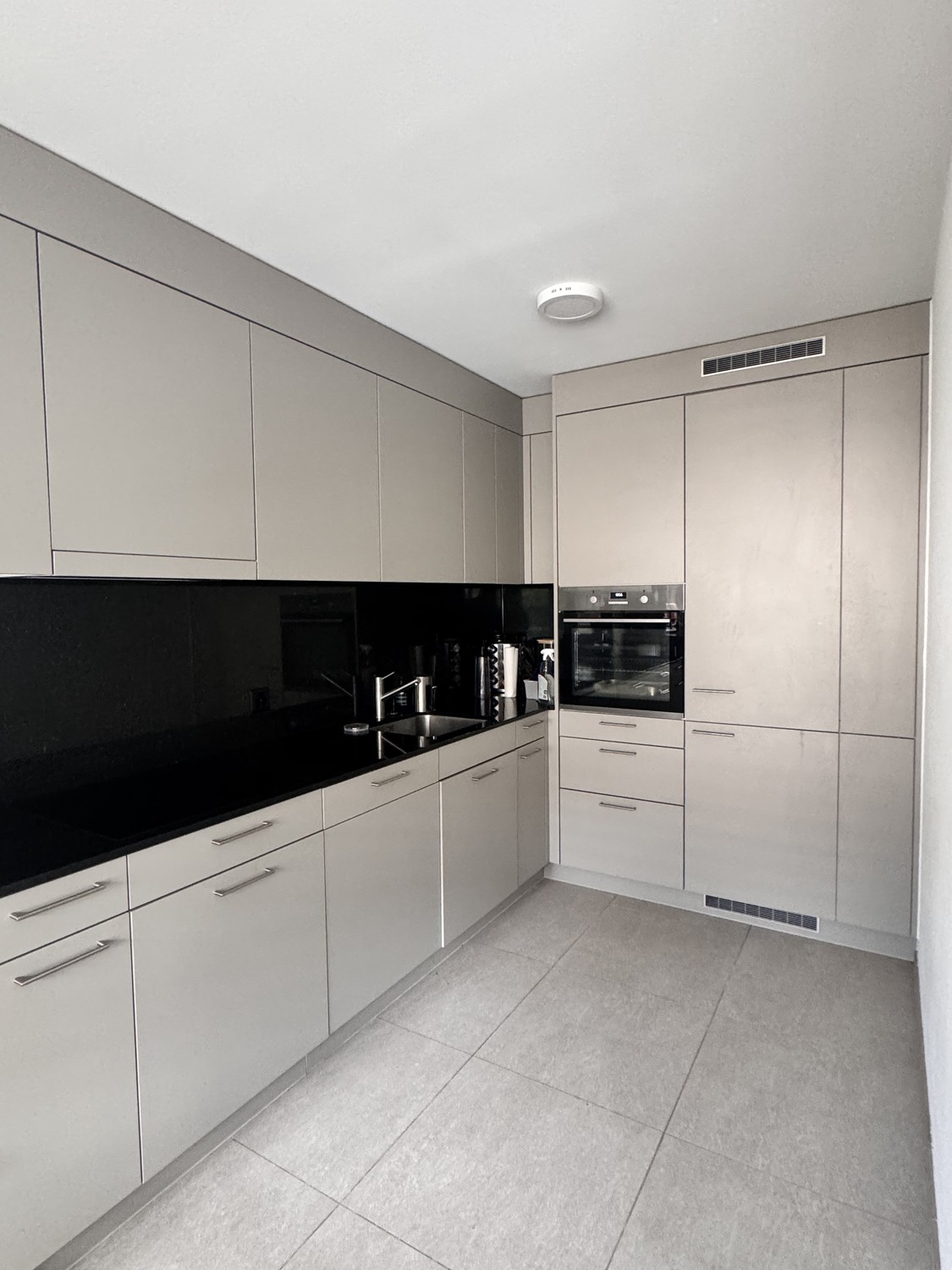 Appartement de 2 ½ pièces, photo 1 sur 6