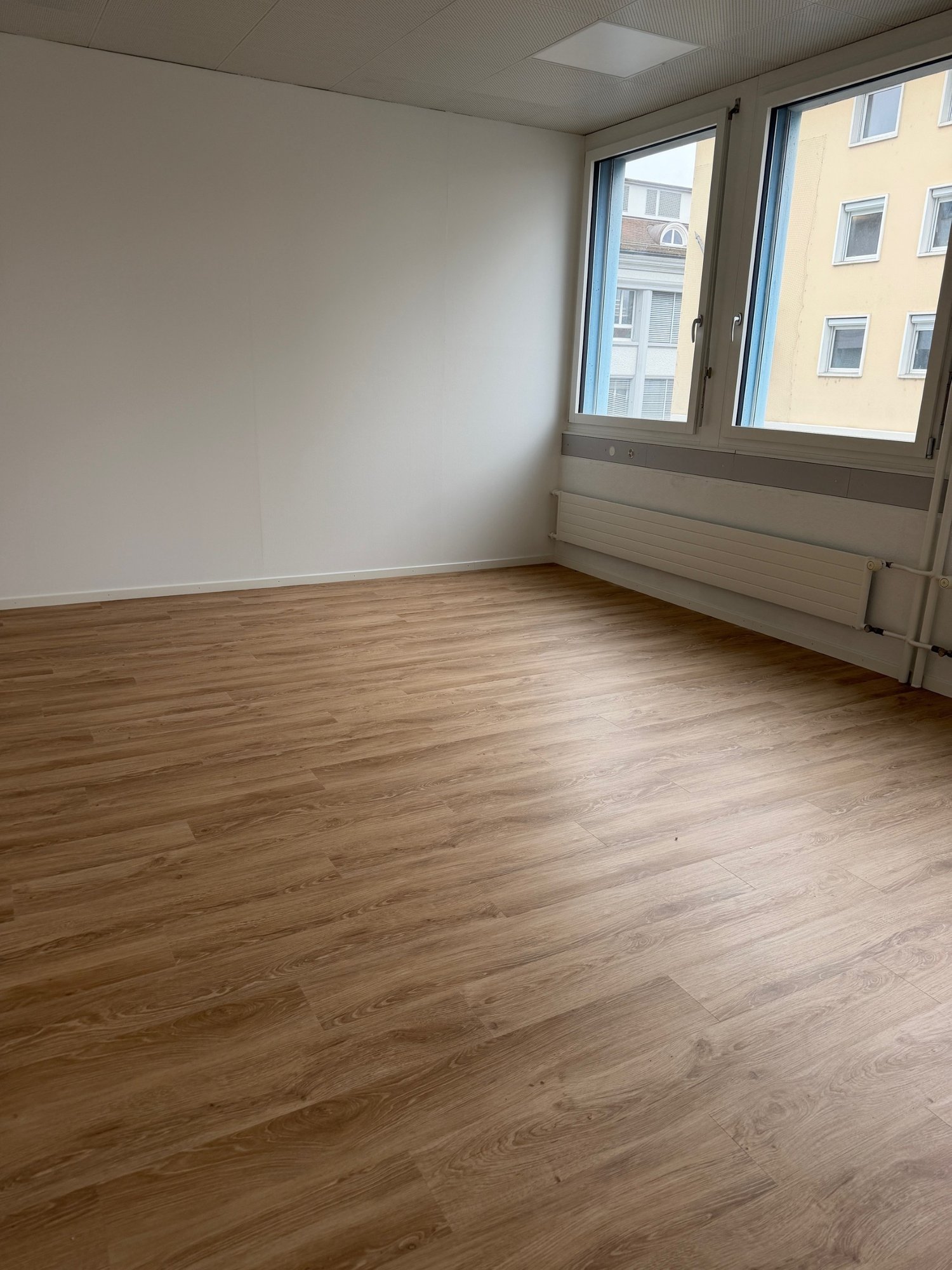 Bureau de 106m²