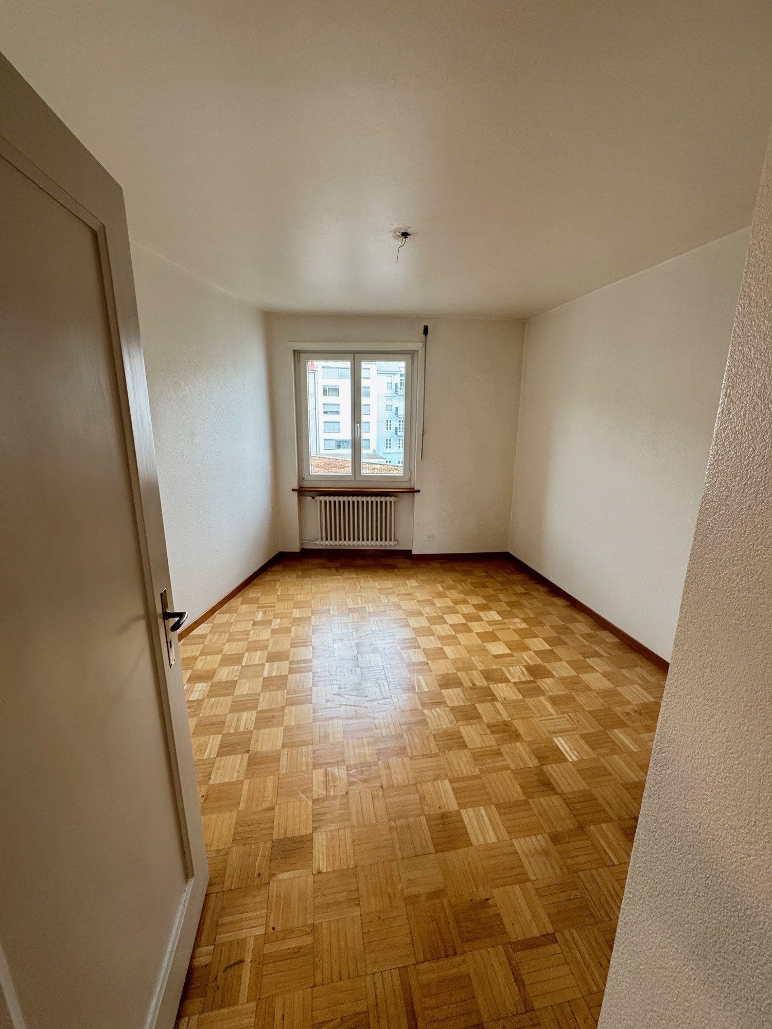 4 pièces appartement, photo 7 sur 8