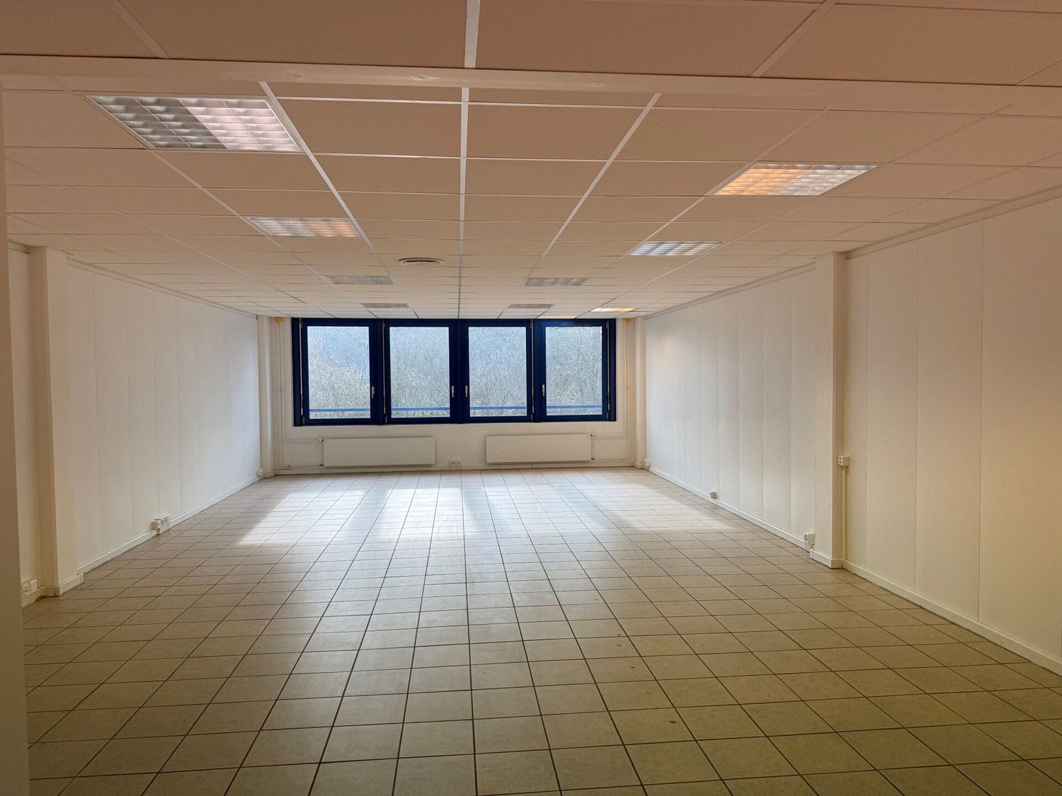 Office, photo 1 sur 3