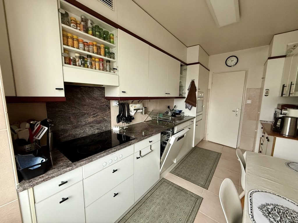 7 ½ rooms apartment, photo 5 sur 9