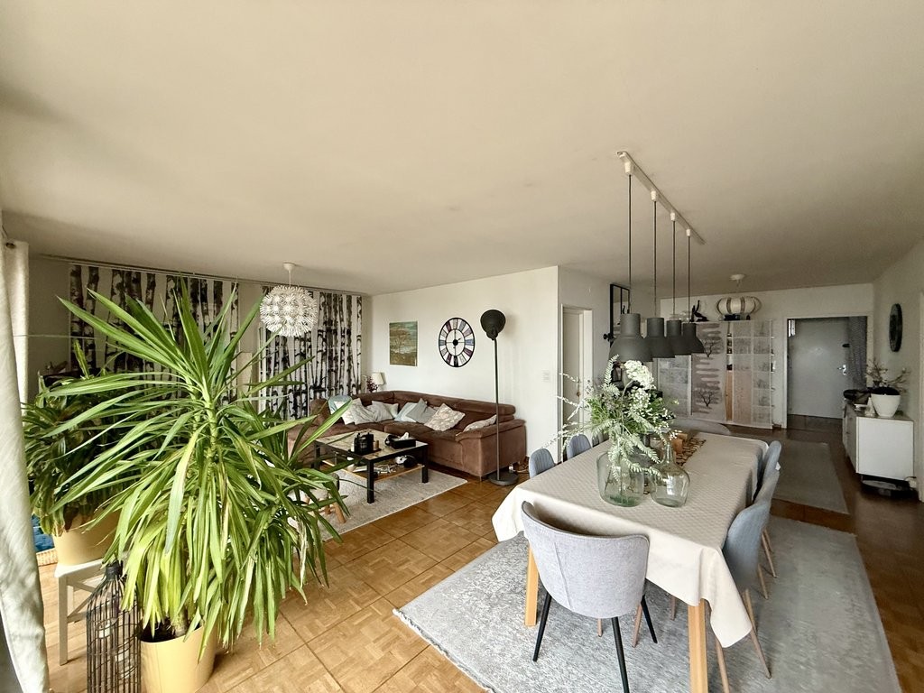 7 ½ rooms apartment, photo 4 sur 9