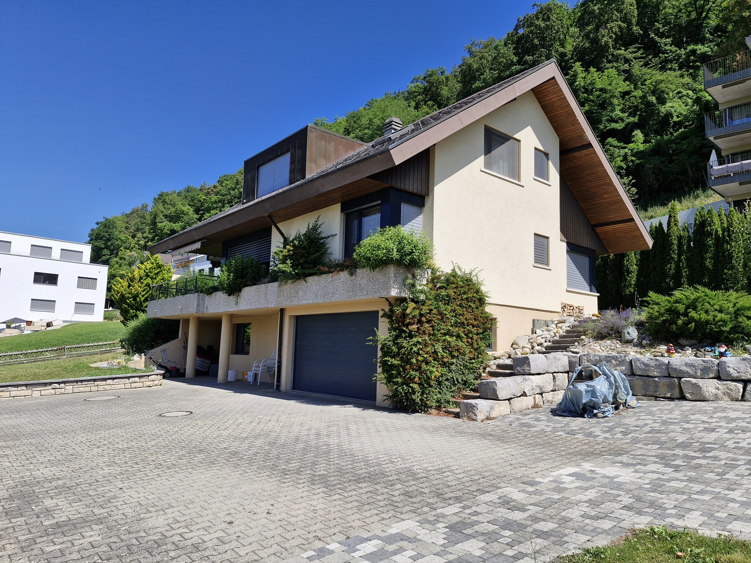 Maison individuelle de 7 ½ pièces, photo 3 sur 8