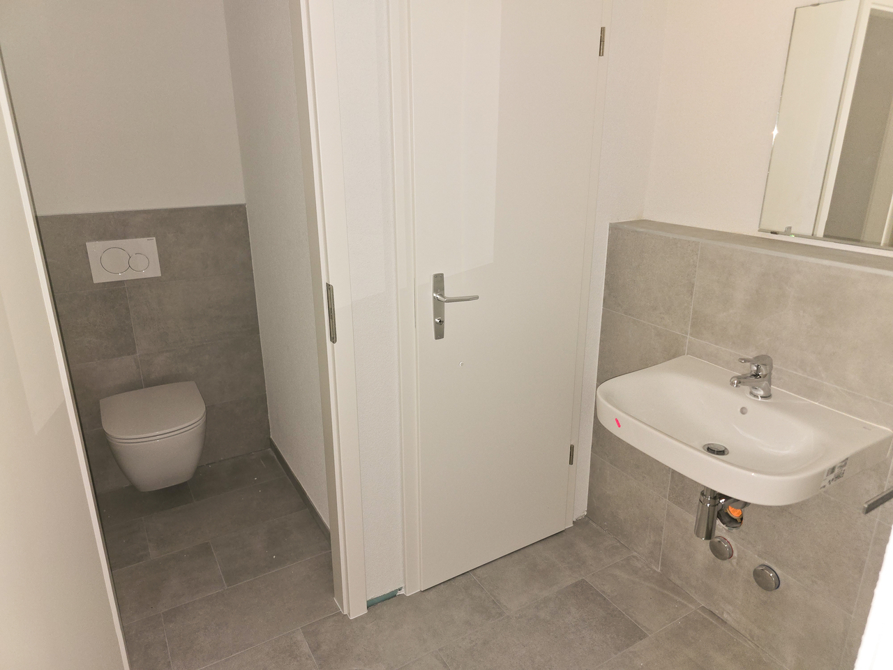 230m² office