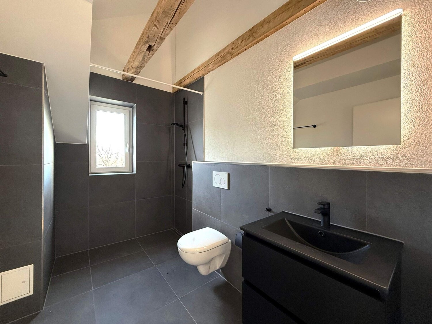 Appartement mansardé de 2 ½ pièces, photo 4 sur 8
