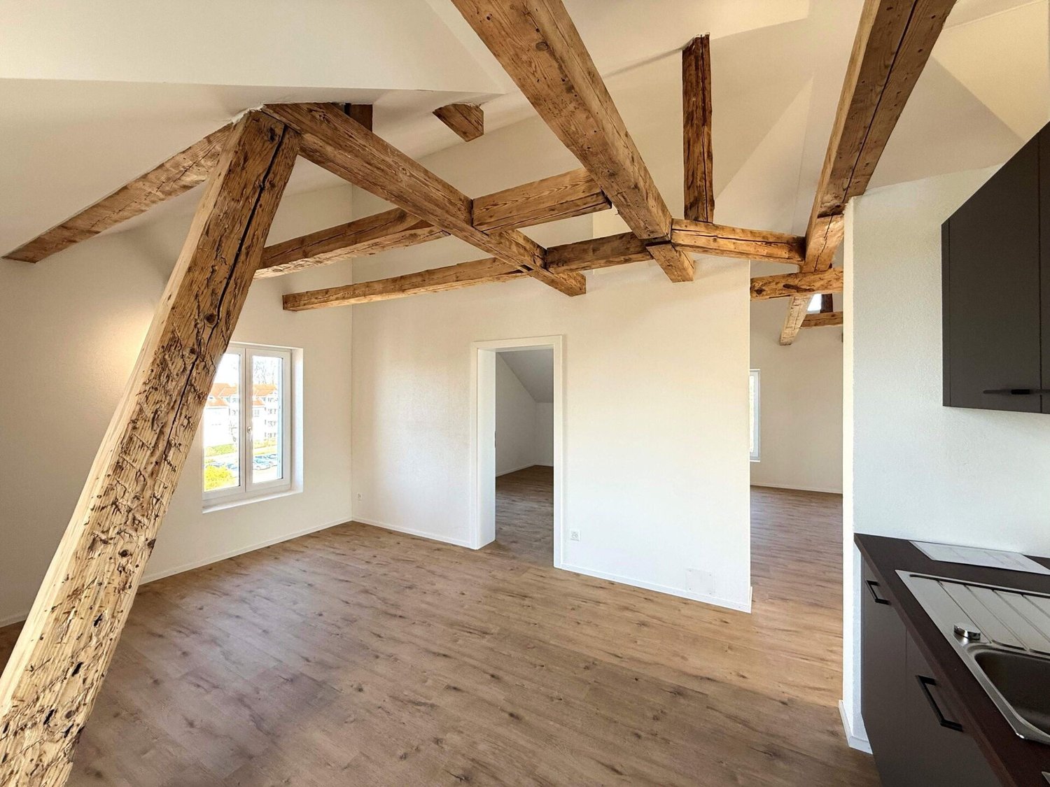 Appartement mansardé de 2 ½ pièces, photo 1 sur 8